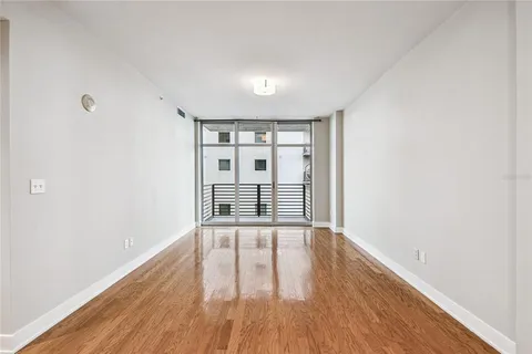 $379,000 | 1120 East Kennedy Boulevard, Unit 1028, Tampa, FL 33602