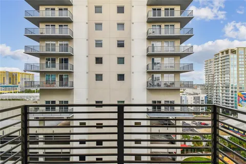 $379,000 | 1120 East Kennedy Boulevard, Unit 1028, Tampa, FL 33602