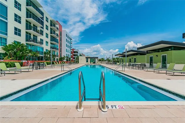 $379,000 | 1120 East Kennedy Boulevard, Unit 1028, Tampa, FL 33602