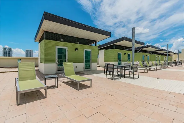 $379,000 | 1120 East Kennedy Boulevard, Unit 1028, Tampa, FL 33602