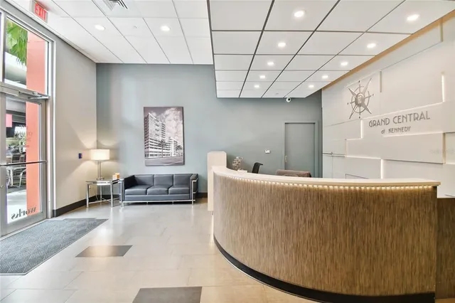 $379,000 | 1120 East Kennedy Boulevard, Unit 1028, Tampa, FL 33602