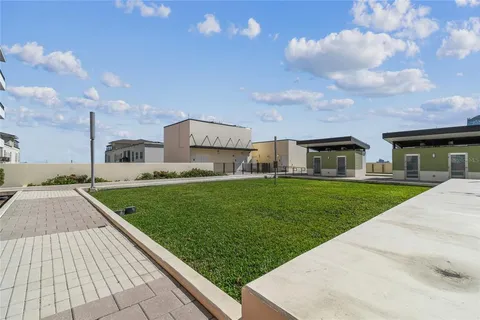 $379,000 | 1120 East Kennedy Boulevard, Unit 1028, Tampa, FL 33602