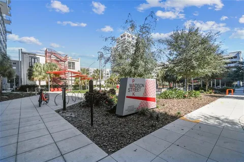 $379,000 | 1120 East Kennedy Boulevard, Unit 1028, Tampa, FL 33602