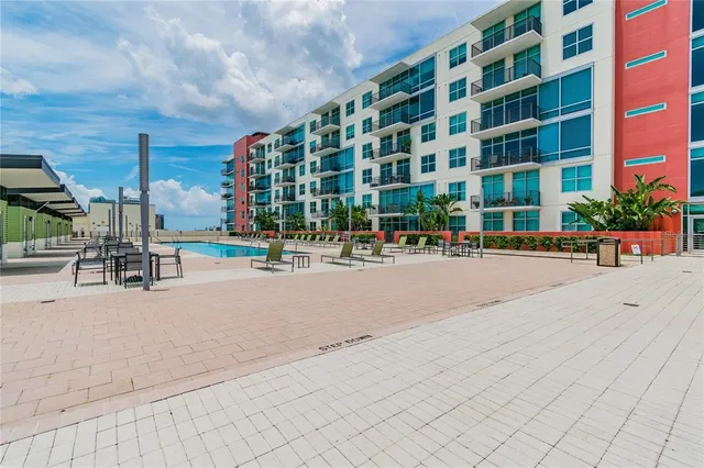 $379,000 | 1120 East Kennedy Boulevard, Unit 1028, Tampa, FL 33602