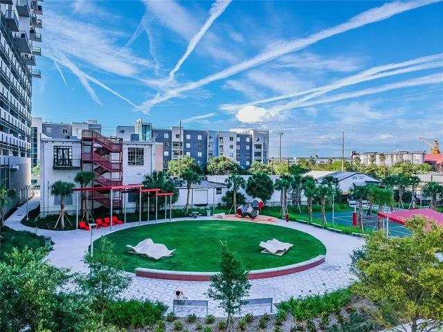 $379,000 | 1120 East Kennedy Boulevard, Unit 1028, Tampa, FL 33602