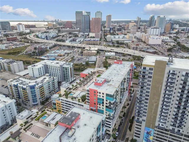 $379,000 | 1120 East Kennedy Boulevard, Unit 1028, Tampa, FL 33602