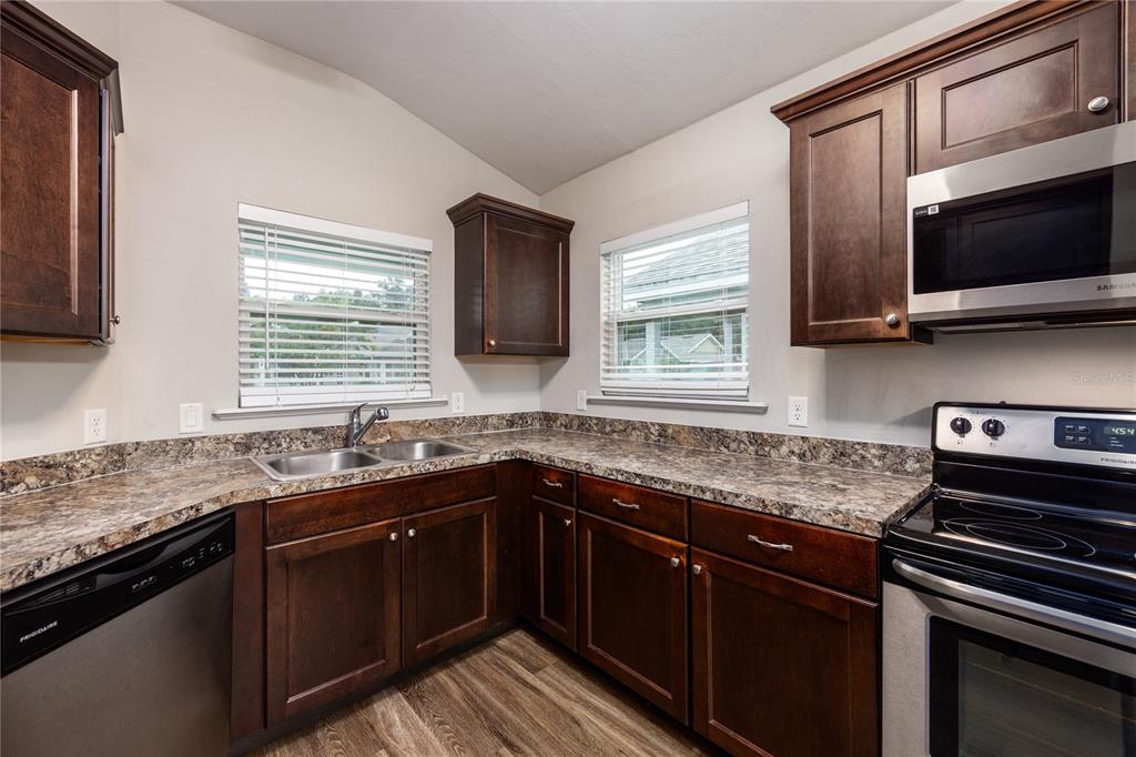 461 Southwest 251st Street Newberry, FL 32669 - Photo 14 of 35