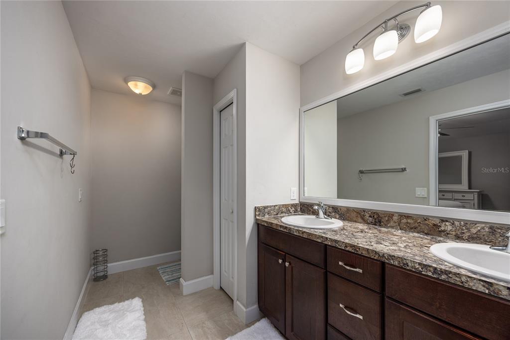 461 Southwest 251st Street Newberry, FL 32669 - Photo 27 of 35