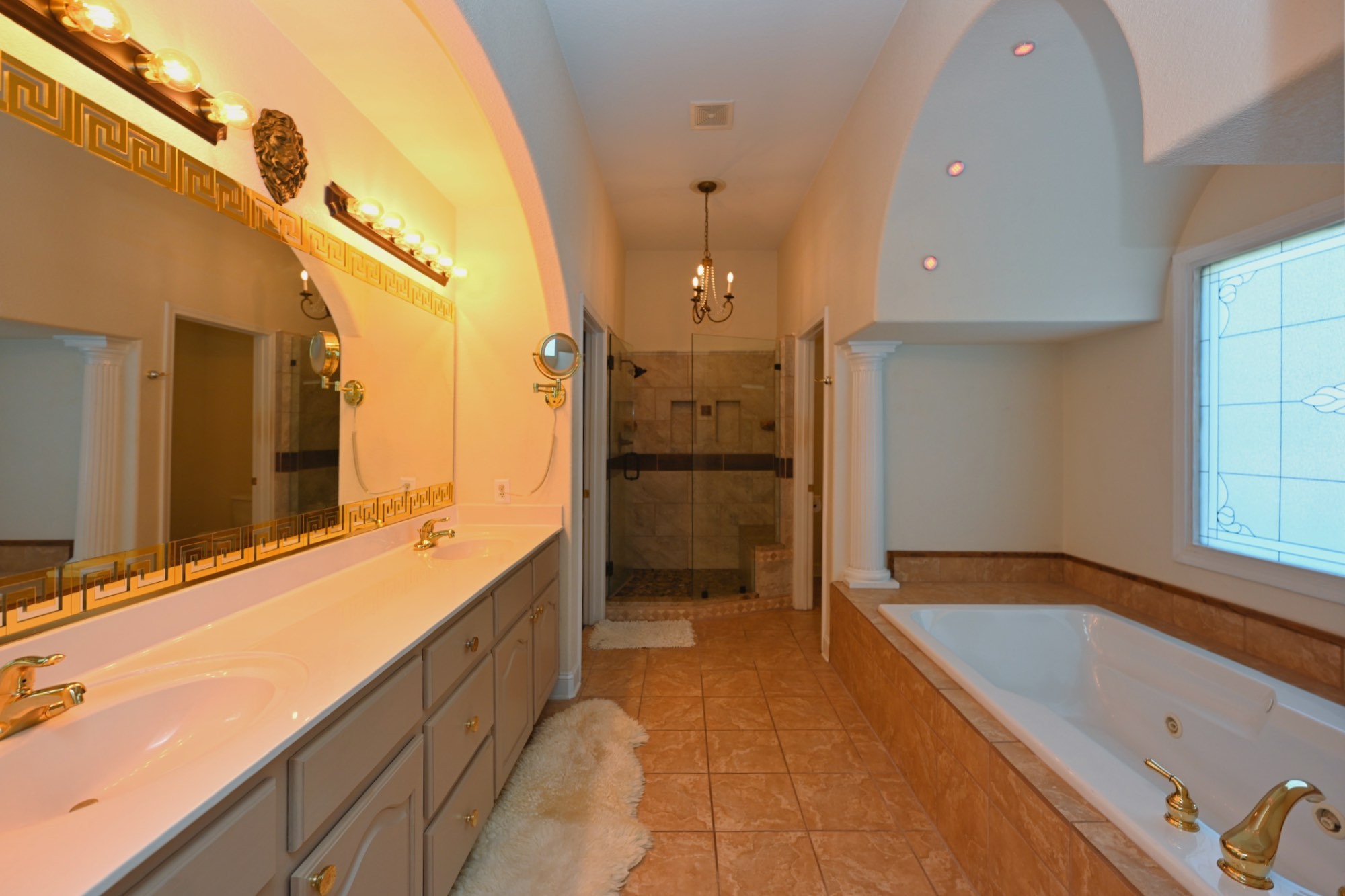 222 Ridgewater Way Mount Juliet, TN 37122 - Photo 16 of 41 a bathroom with a bathtub and a sink