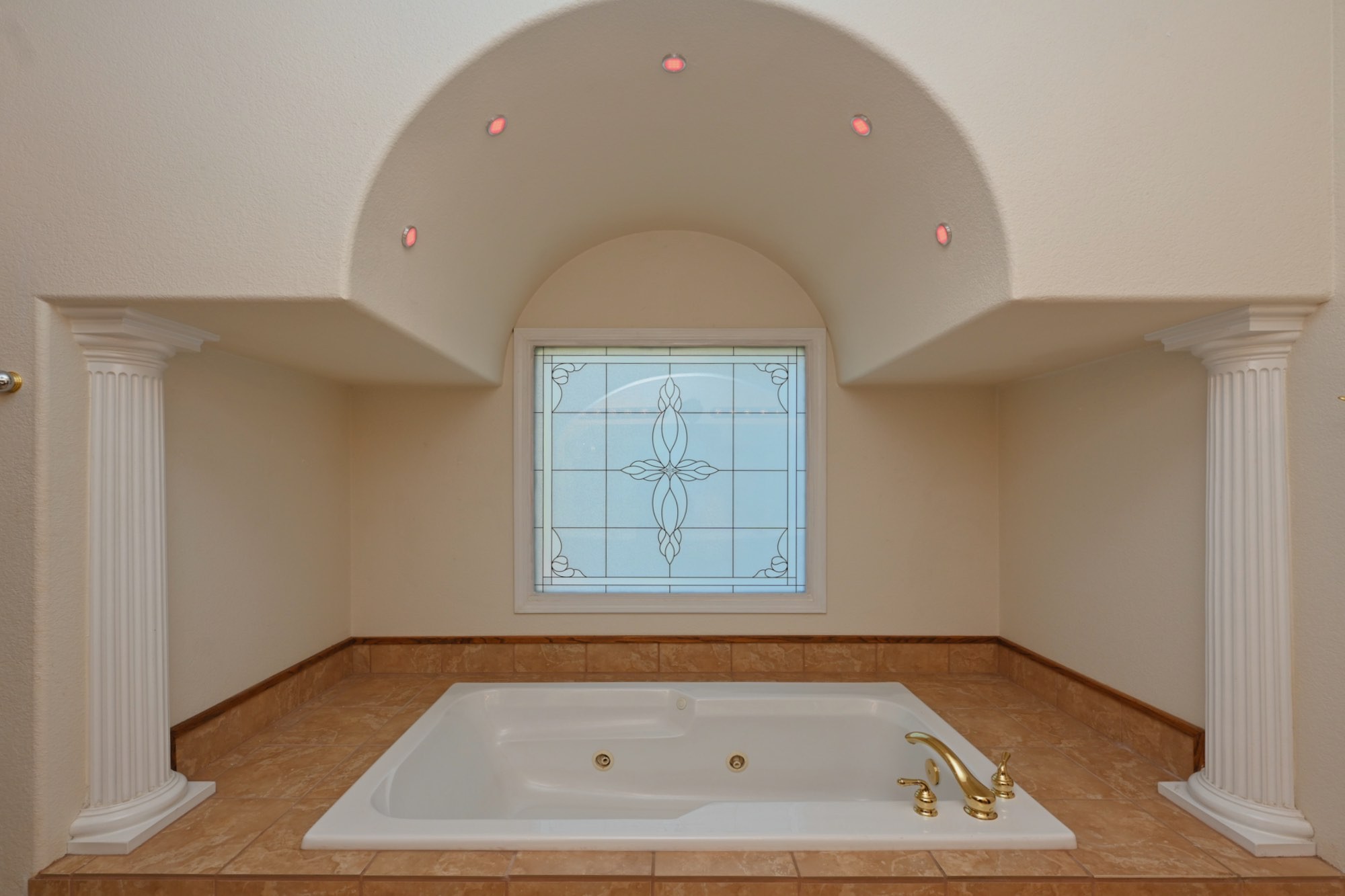 222 Ridgewater Way Mount Juliet, TN 37122 - Photo 17 of 41 a bathroom with a tub and a window