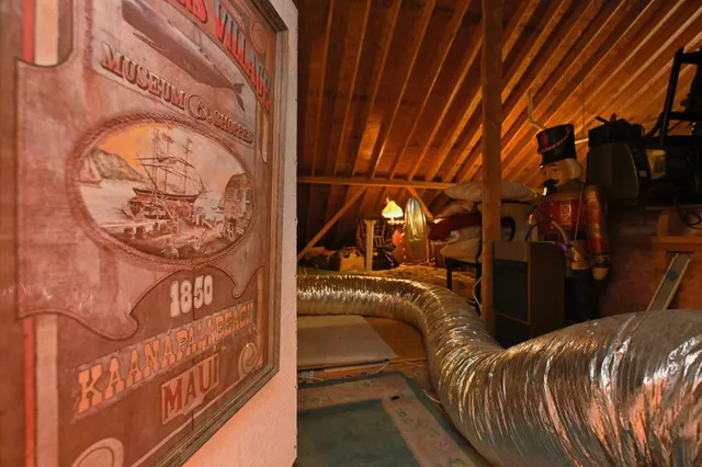 a view of a entryway