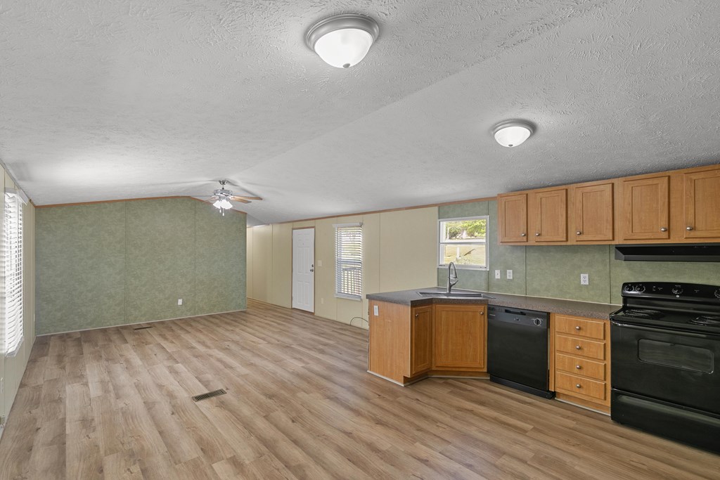 1048 Hubbard Road Newton, AL 36352 - Photo 17 of 39