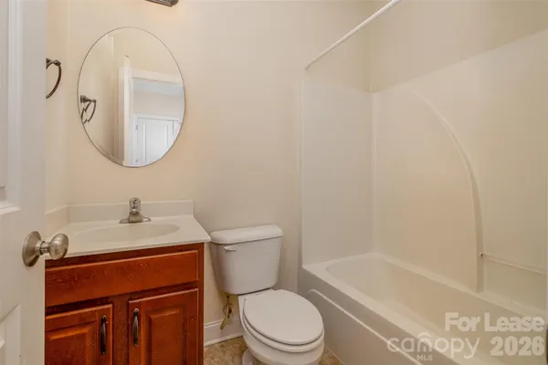 $3,150 | 319 Woodvale Place, Charlotte, NC 28208
