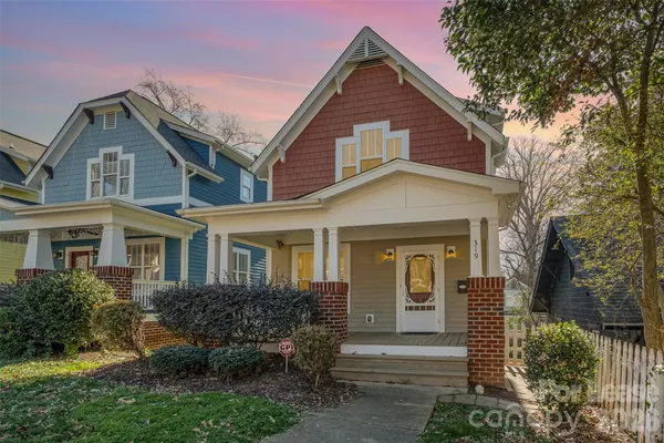 $3,150 | 319 Woodvale Place, Charlotte, NC 28208
