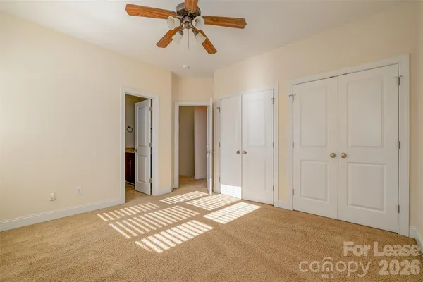$3,150 | 319 Woodvale Place, Charlotte, NC 28208