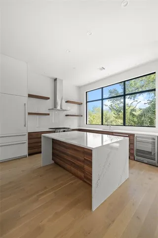 $975,000 | 610 North Oak Cliff Boulevard, Unit 306, Dallas, TX 75208