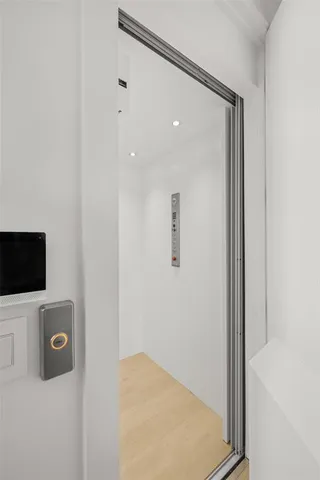 $975,000 | 610 North Oak Cliff Boulevard, Unit 306, Dallas, TX 75208