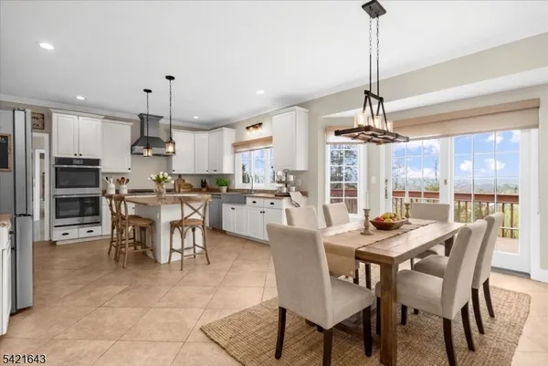 $975,000 | 10 Blue Cliff Drive, Lebanon, NJ 08833