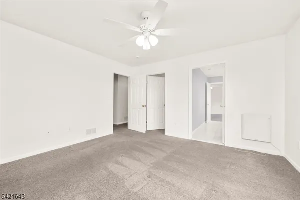 $975,000 | 10 Blue Cliff Drive, Lebanon, NJ 08833