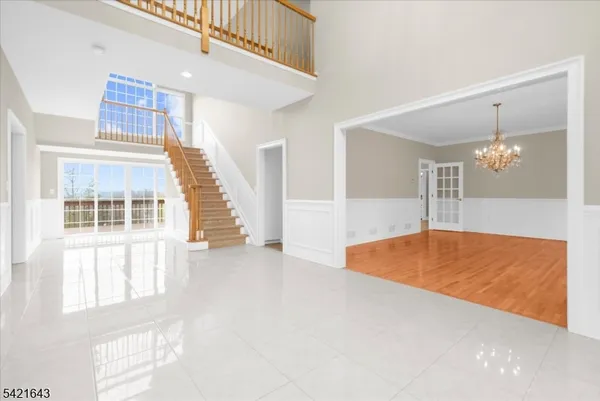 $975,000 | 10 Blue Cliff Drive, Lebanon, NJ 08833