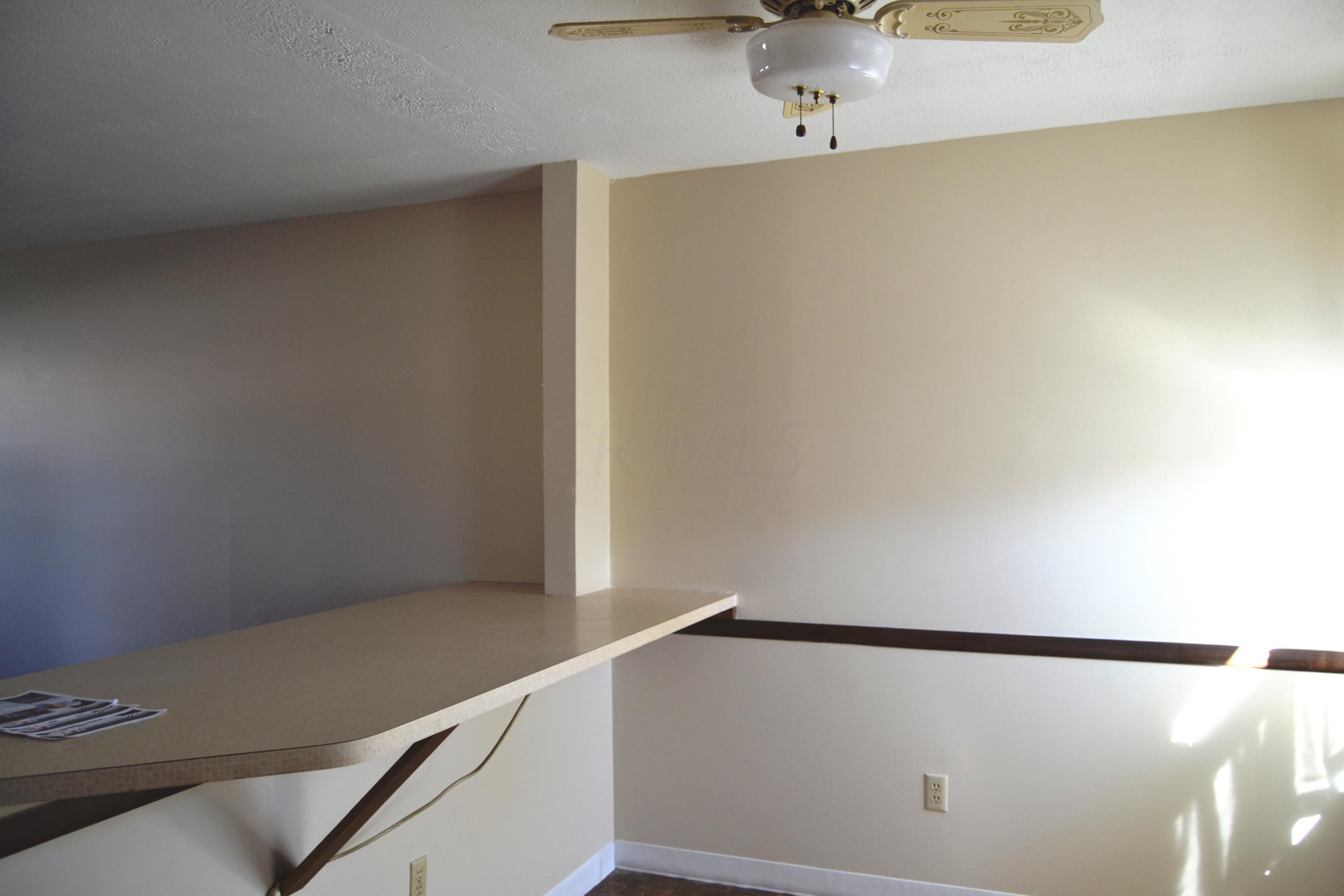 5738 Beechcroft Road, Unit H Columbus, OH 43229 - Photo 6 of 13 Gallery Image 6