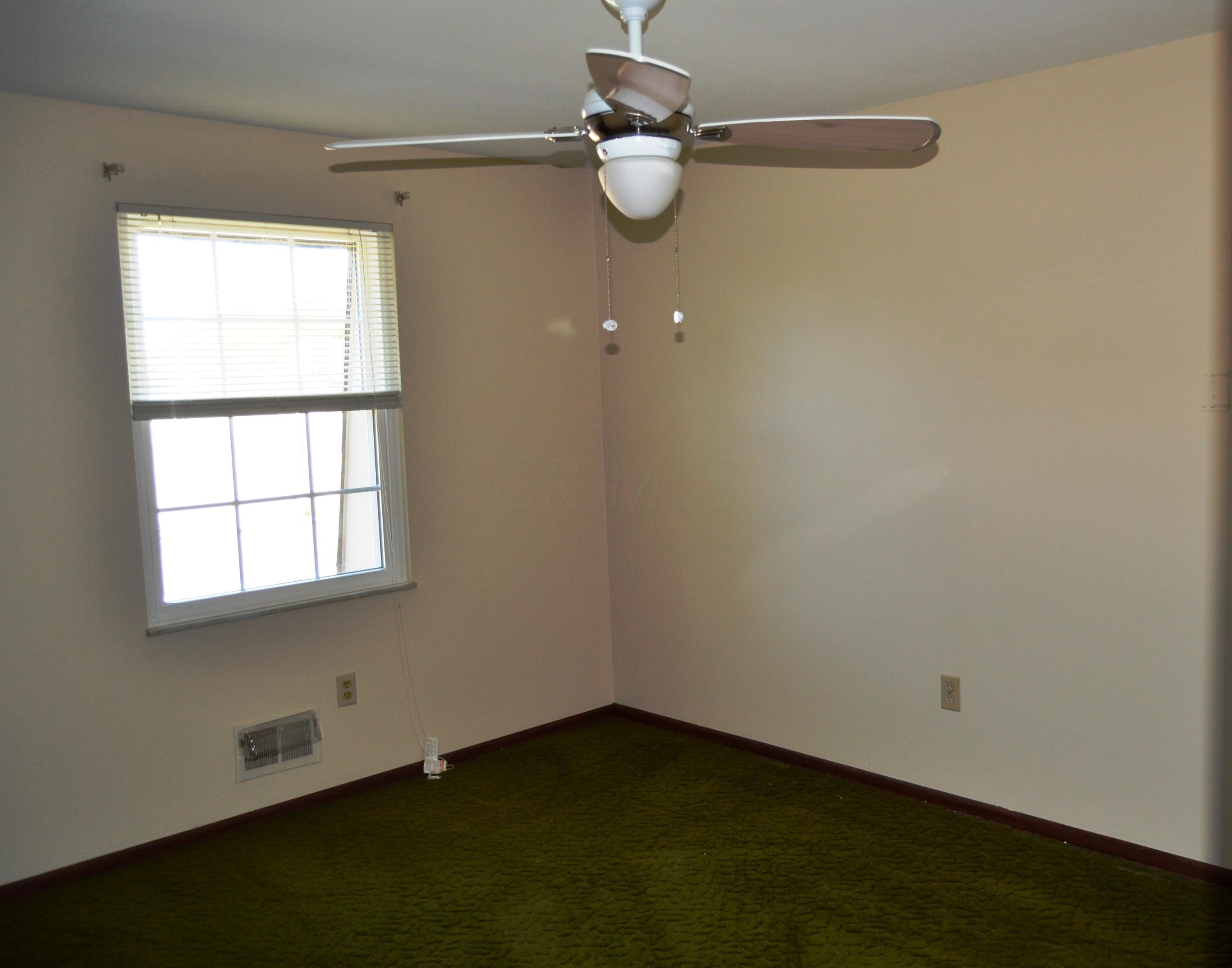 5738 Beechcroft Road, Unit H Columbus, OH 43229 - Photo 7 of 13 Gallery Image 7