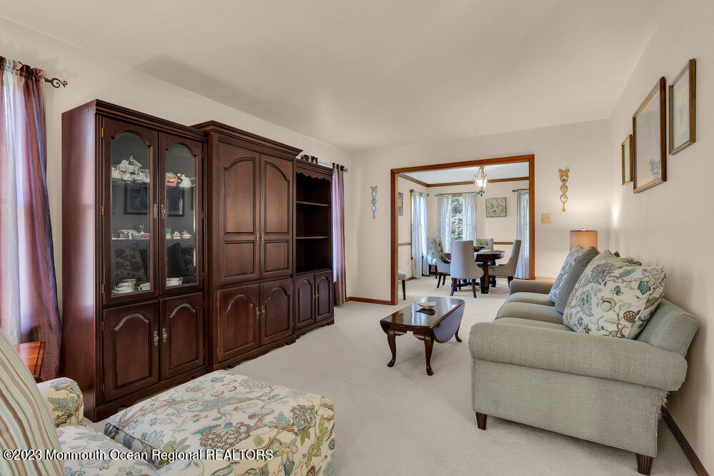 368 East Millstream Road Cream Ridge, NJ 08514 - Photo 8 of 40 dsc01377