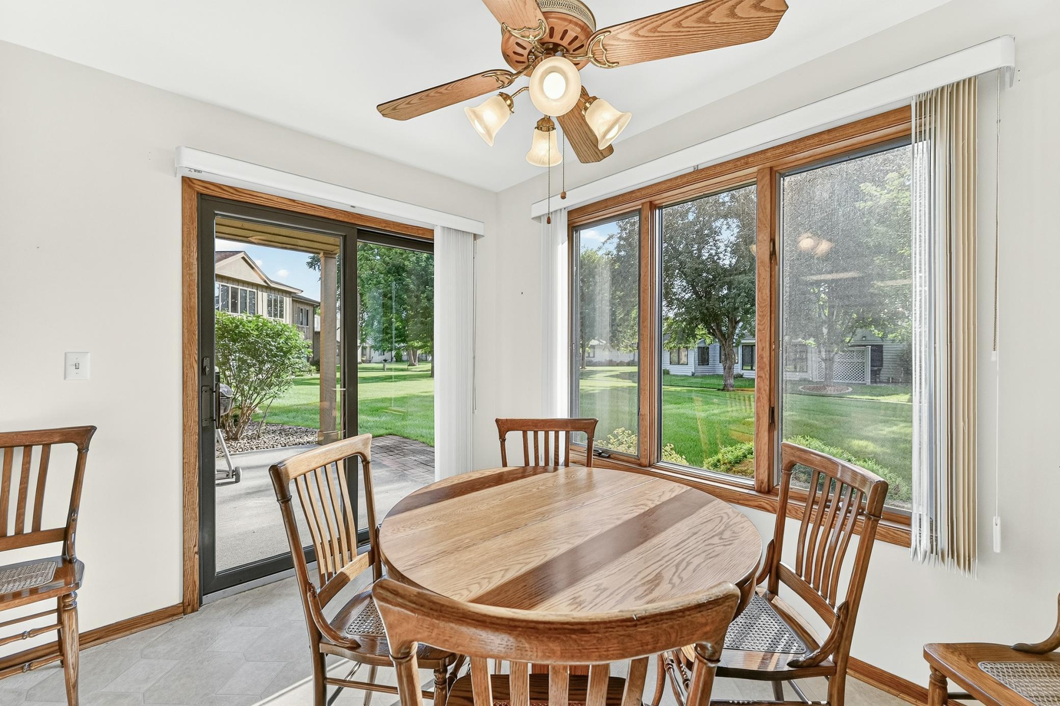 1808 Lakeview Court Southwest, Unit 101 Rochester, MN 55902 - Photo 11 of 24