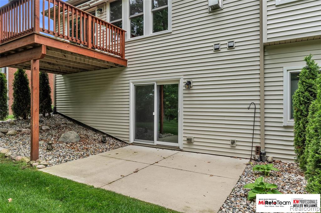 1909 Egret Pointe Howell, MI 48843 - Photo 39 of 45