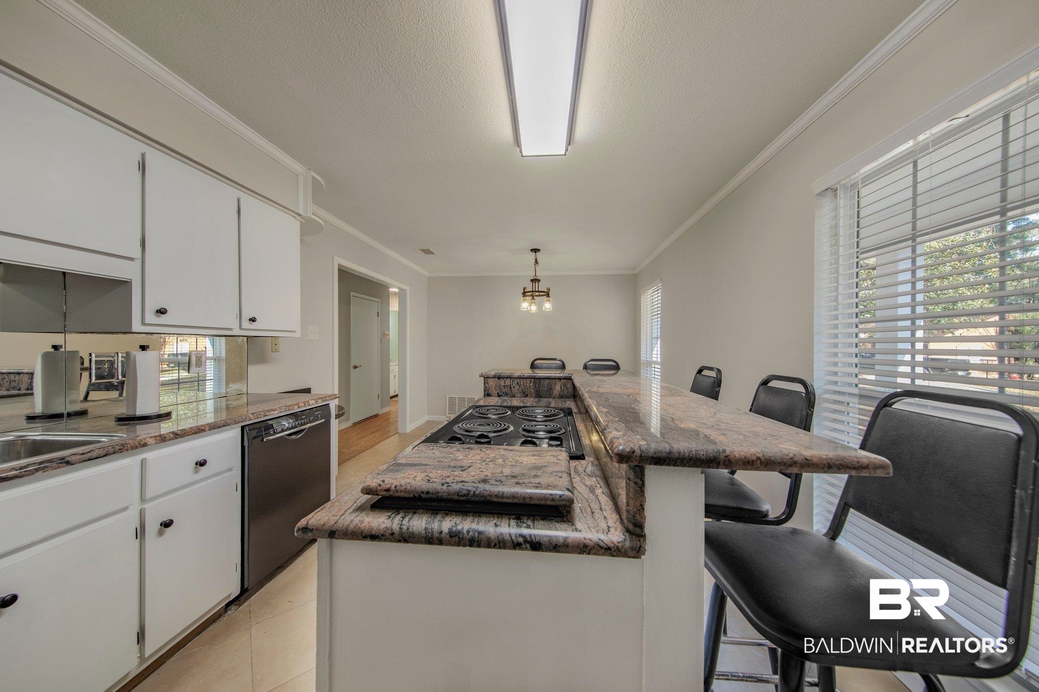 2100 Luckner Court Mobile, AL 36618 - Photo 18 of 49