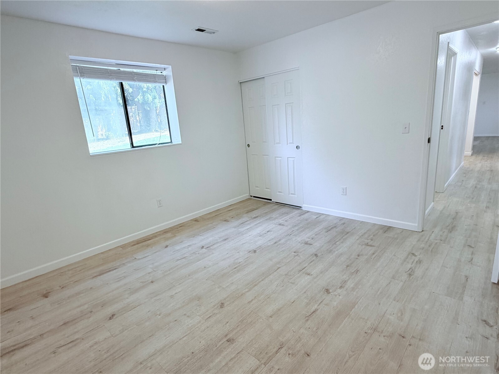 904 North Waugh Road Mount Vernon, WA 98273 - Photo 29 of 40