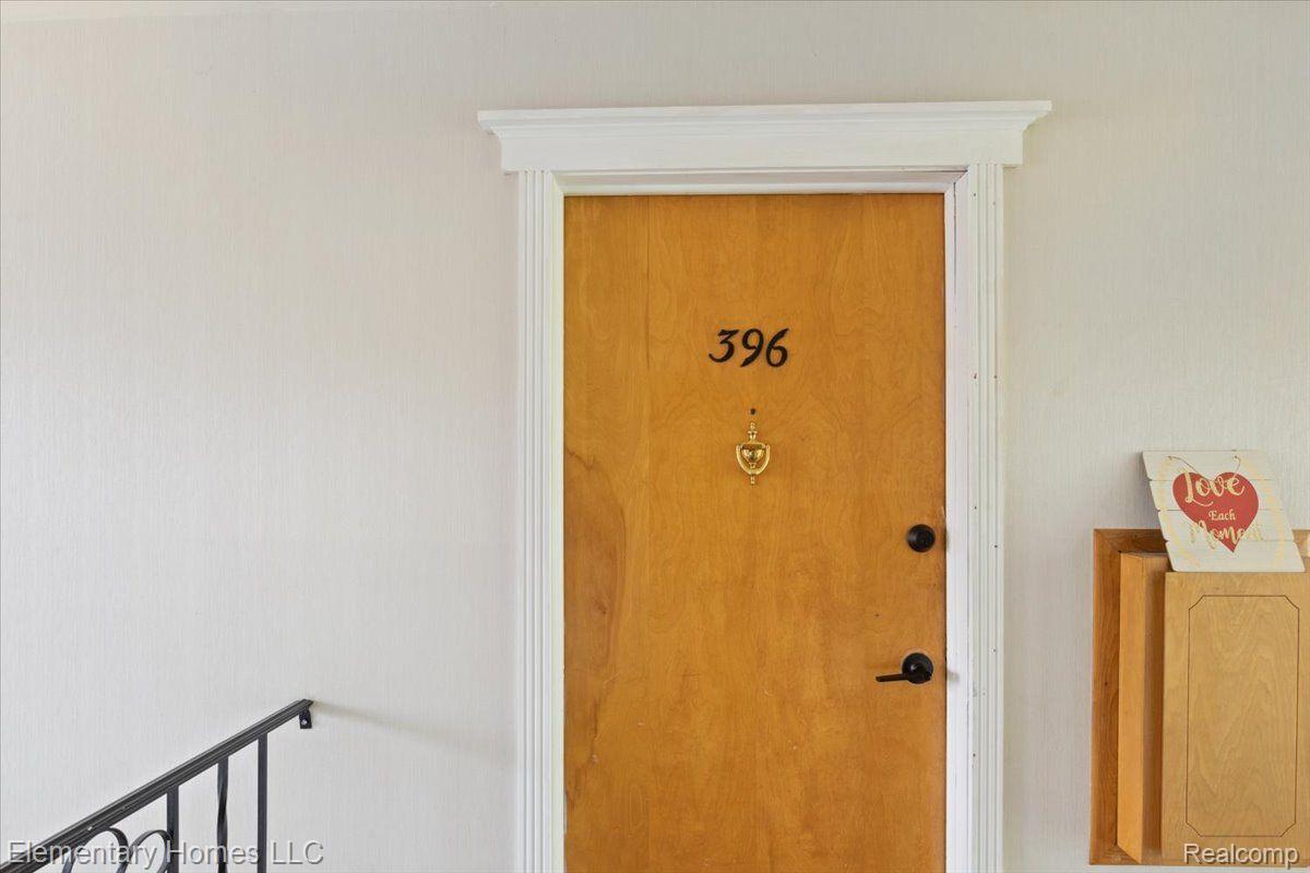 29396 Hoover Road Warren, MI 48093 - Photo 2 of 17 Gallery Image 2