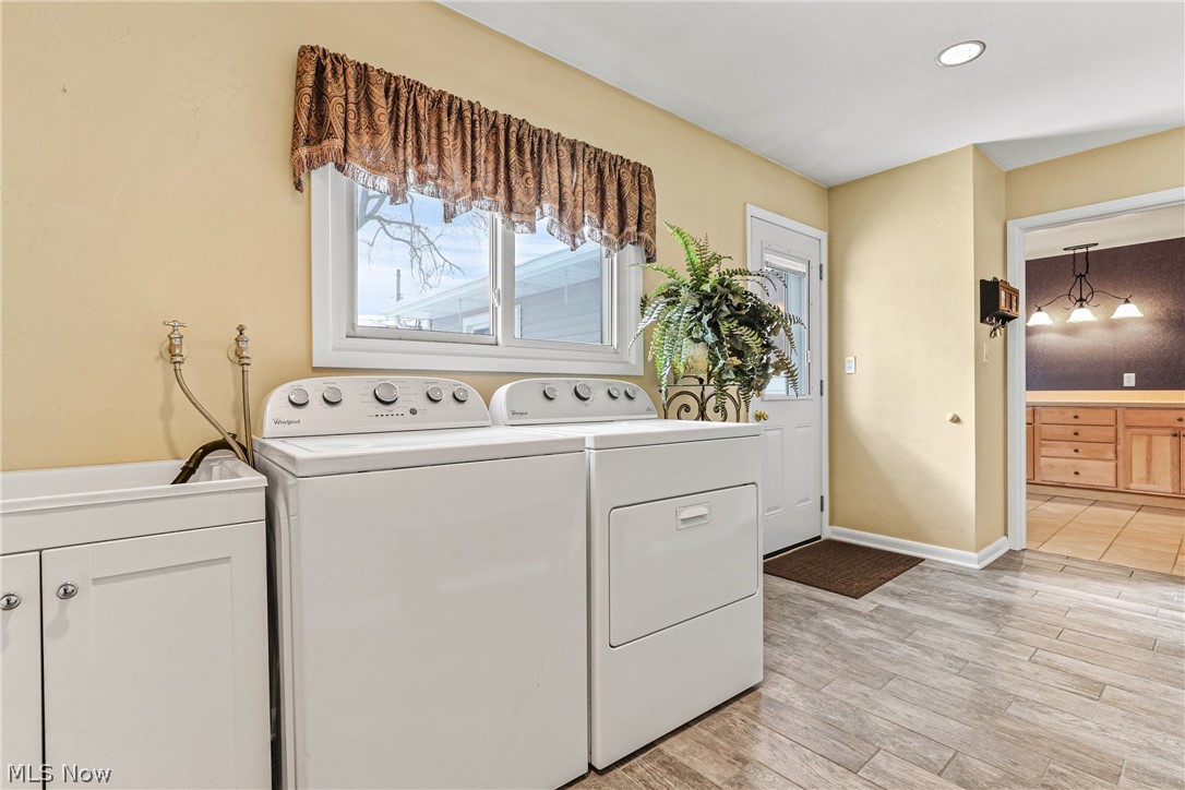 4820 North Sedgewick Road Cleveland, OH 44124 - Photo 11 of 30