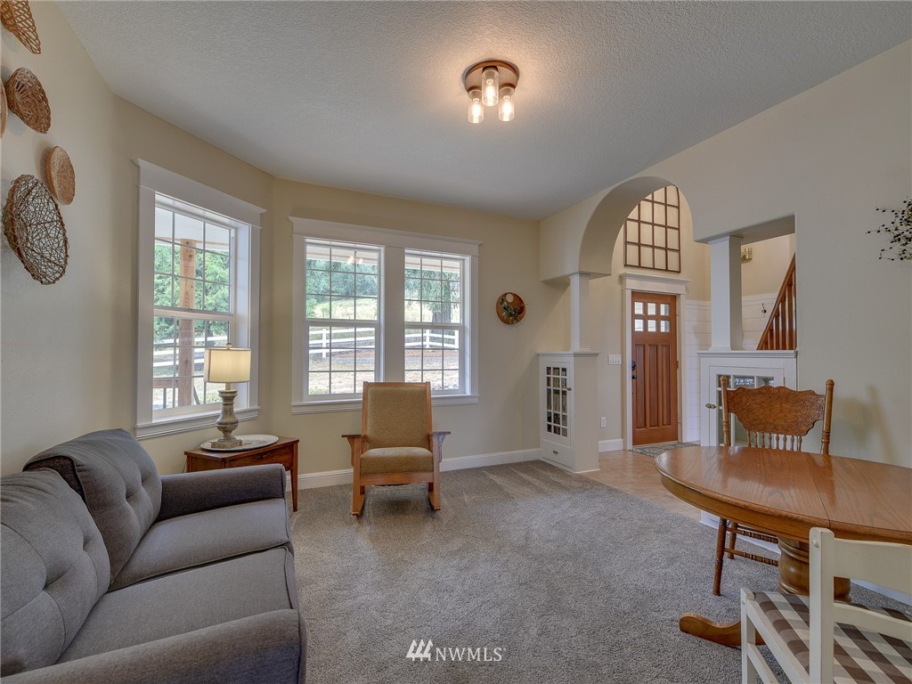 106 Green Mountain Road Kalama, WA 98625 - Photo 3 of 31 Gallery Image 3