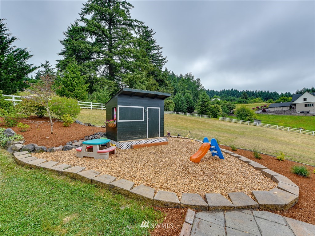 106 Green Mountain Road Kalama, WA 98625 - Photo 27 of 31 Gallery Image 27