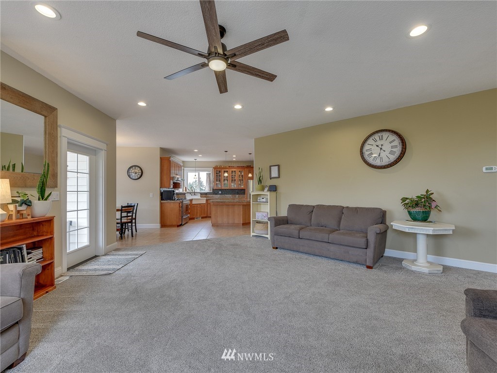 106 Green Mountain Road Kalama, WA 98625 - Photo 7 of 31 Gallery Image 7