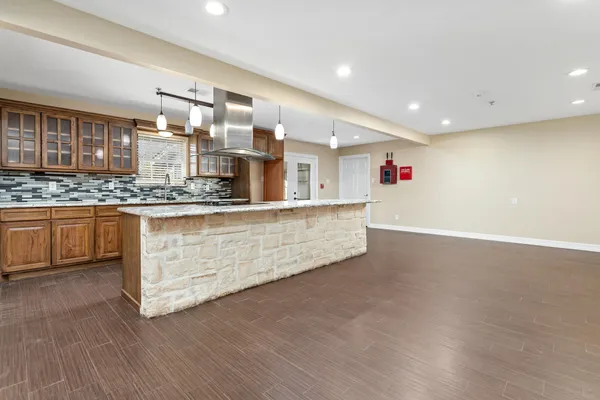 $256,500 | 5755 Sul Ross Lane, Beaumont, TX 77706