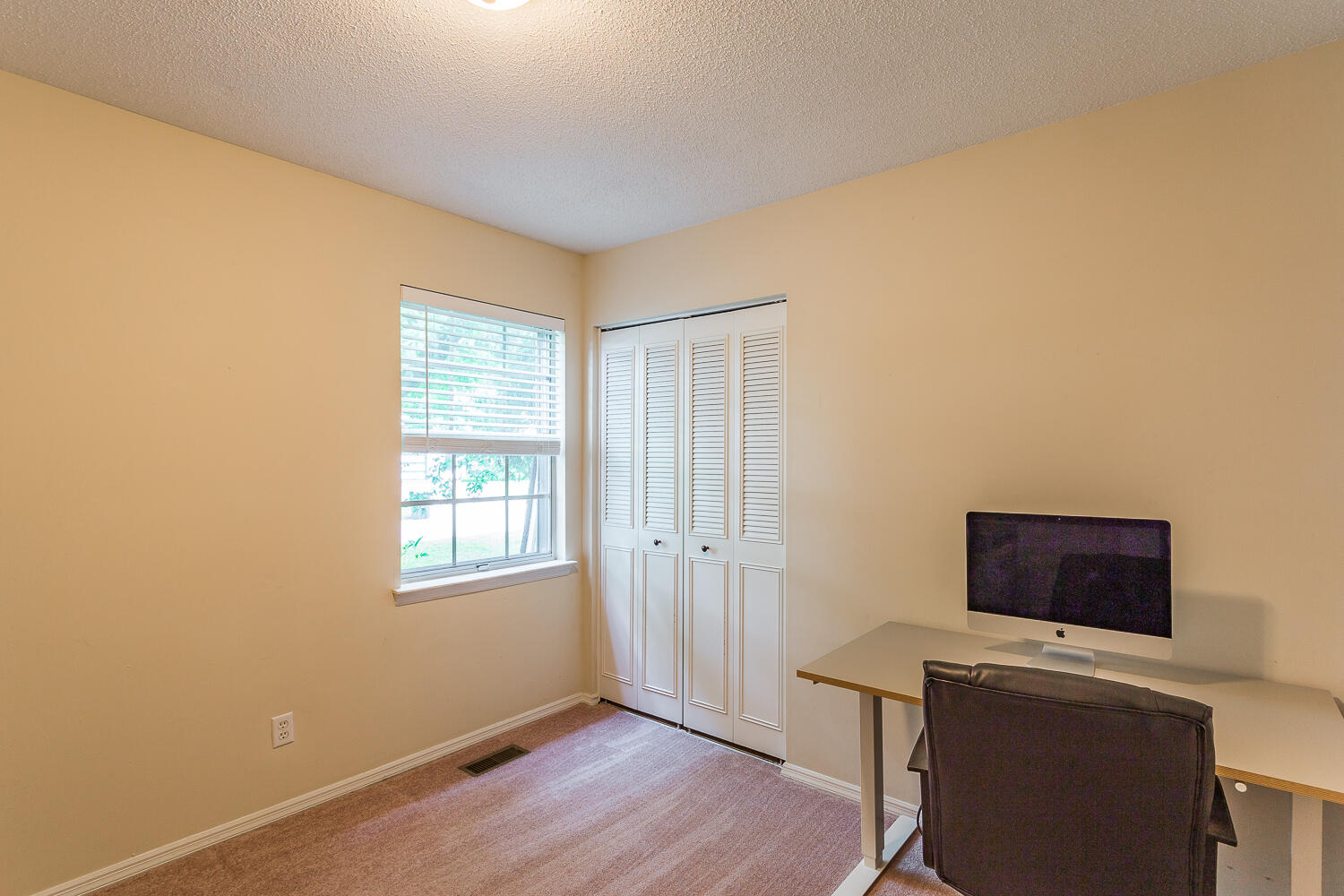 413 Stone Ridge Drive Hixson, TN 37343 - Photo 12 of 19 413 Stoneridge Drive HD -34