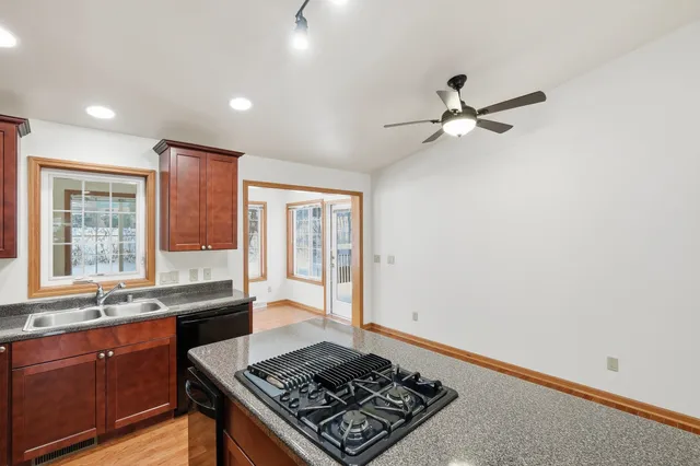 $430,000 | 330 Waite Lane, Platteville, WI 53818