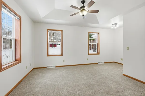 $419,900 | 330 Waite Lane, Platteville, WI 53818