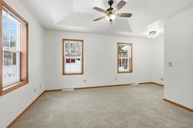 $430,000 | 330 Waite Lane, Platteville, WI 53818