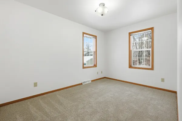 $419,900 | 330 Waite Lane, Platteville, WI 53818