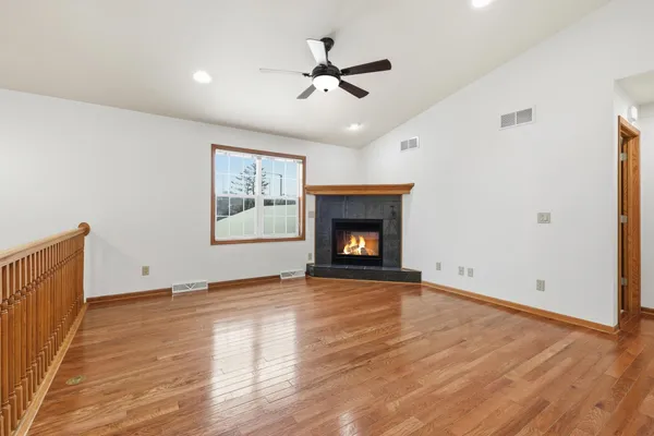 $419,900 | 330 Waite Lane, Platteville, WI 53818