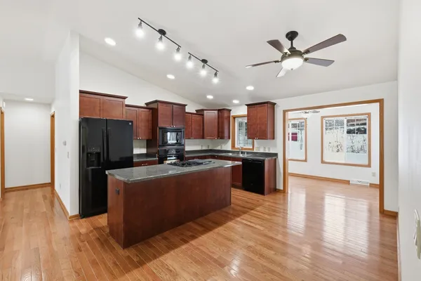 $419,900 | 330 Waite Lane, Platteville, WI 53818