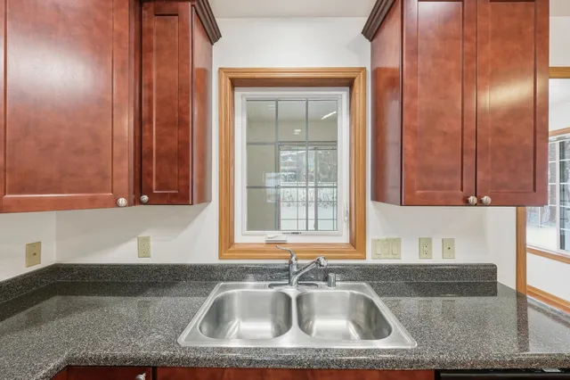 $430,000 | 330 Waite Lane, Platteville, WI 53818