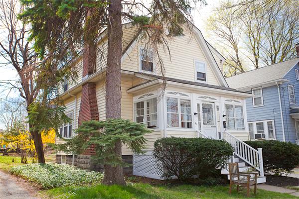35 Ronald Road Arlington, MA 02474 - Photo 3 of 29
