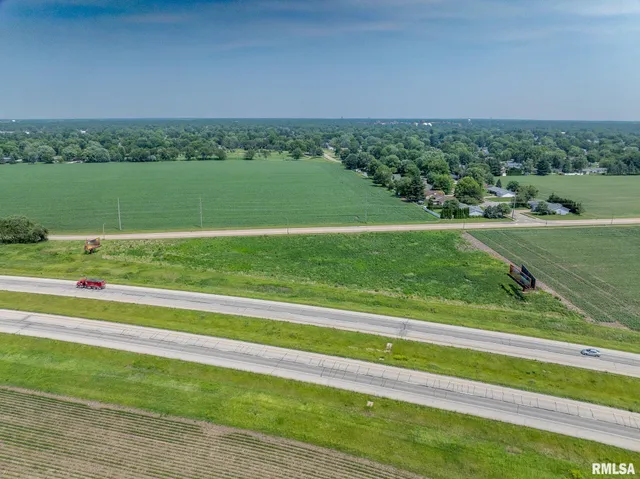 $124,500 | 400-blk North Linwood Road, Galesburg, IL 61401