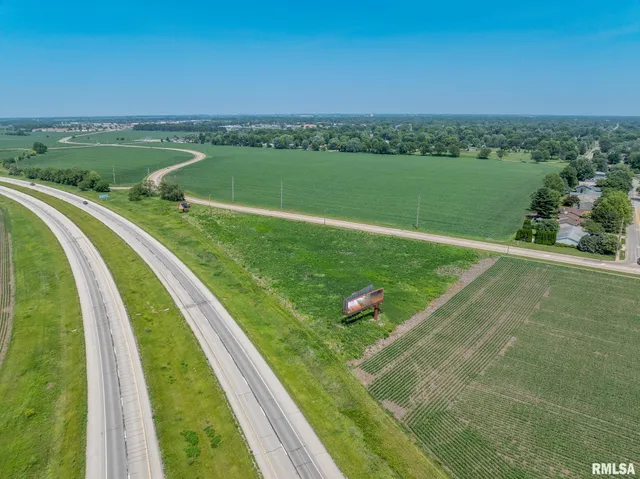 $124,500 | 400-blk North Linwood Road, Galesburg, IL 61401