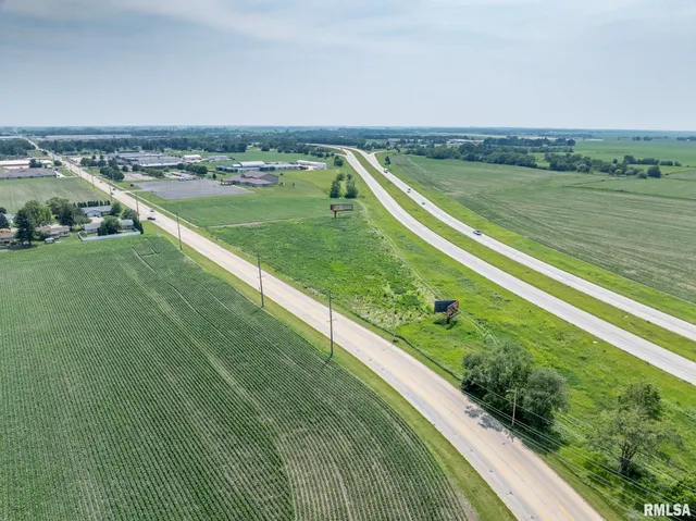 $124,500 | 400-blk North Linwood Road, Galesburg, IL 61401