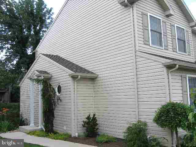 143 Oaklea Road Harrisburg, PA 17110 - Photo 2 of 12 Gallery Image 2